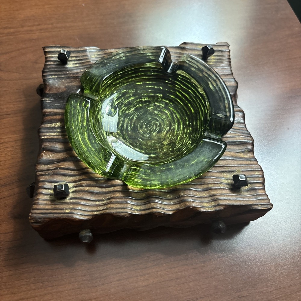 1960s Ash Tray & Holder Anchor Hocking Soreno Green Wood